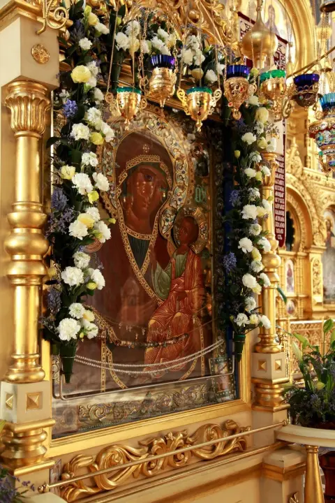 Икона иверская божией матери — икона иверской божьей матери