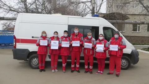 Сотрудники скорой помощи — бригада скорой медицинской помощи